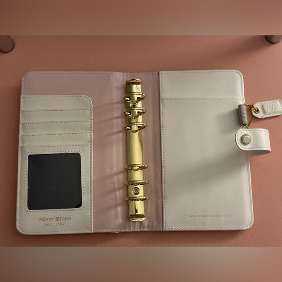 Personal 6-ring planner from Webster’s Pages - Picture 6 of 8